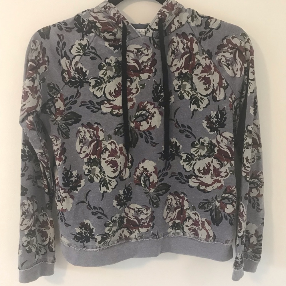 Aeropostale floral lightweight sweatshirt